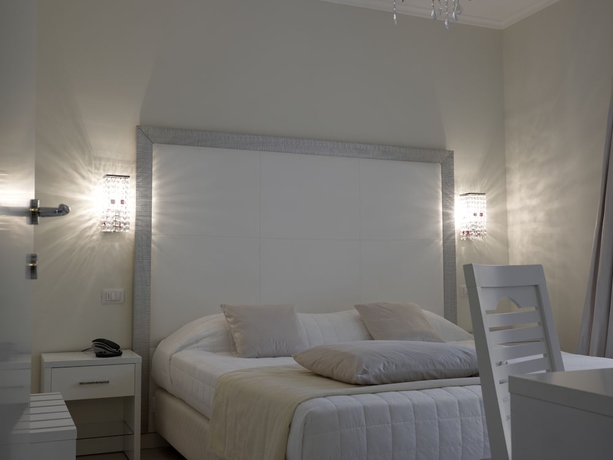Imagen de la habitación del Hotel Mediterraneo Club Benessere. Foto 5