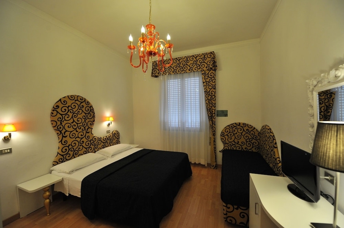Imagen de la habitación del Hotel Mediterraneo Club Benessere. Foto 9