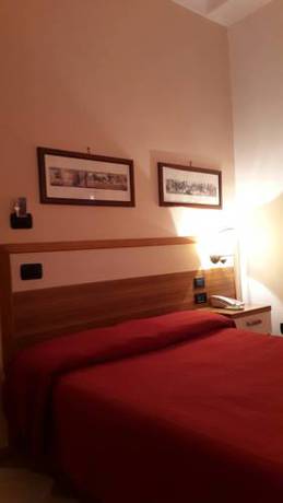 Imagen de la habitación del Hotel Mediterraneo, Giugliano in Campania . Foto 6