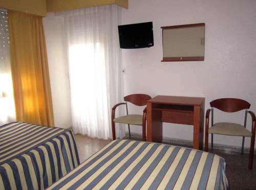 Imagen de la habitación del Hotel Mediterraneo, Guardamar del Segura. Foto 12