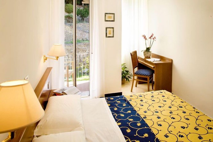 Imagen de la habitación del Hotel Mediterraneo, Laigueglia. Foto 6