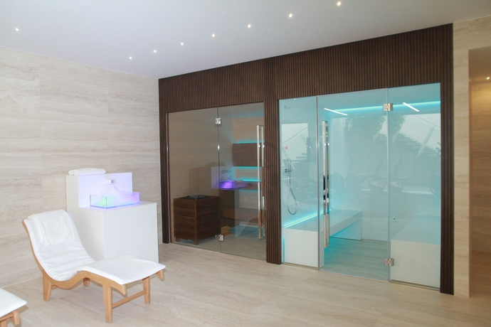 Imagen de la piscina del Hotel Mediterraneo, Lido Di Jesolo. Foto 15