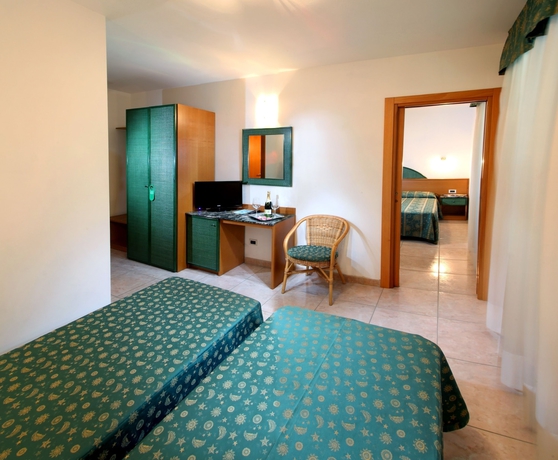 Imagen de la habitación del Hotel Mediterraneo, Lignano Sabbiadoro. Foto 4