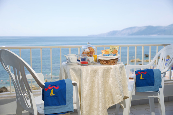 Imagen de la habitación del Hotel Mediterraneo Mhm. Foto 3