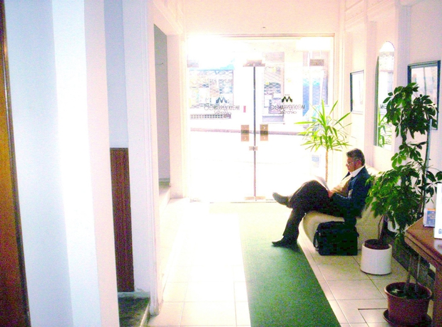 Imagen de los interiores del Hotel Mediterraneo, Montevideo. Foto 6