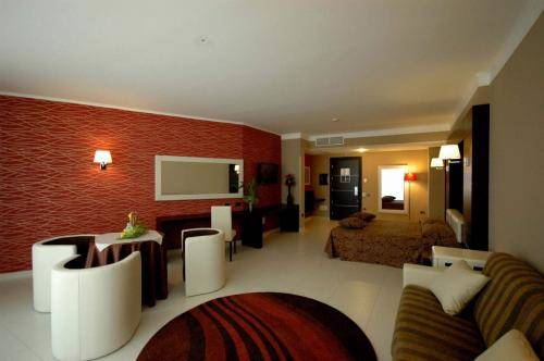 Imagen de la habitación del Hotel Mediterraneo Palace, Amantea. Foto 2