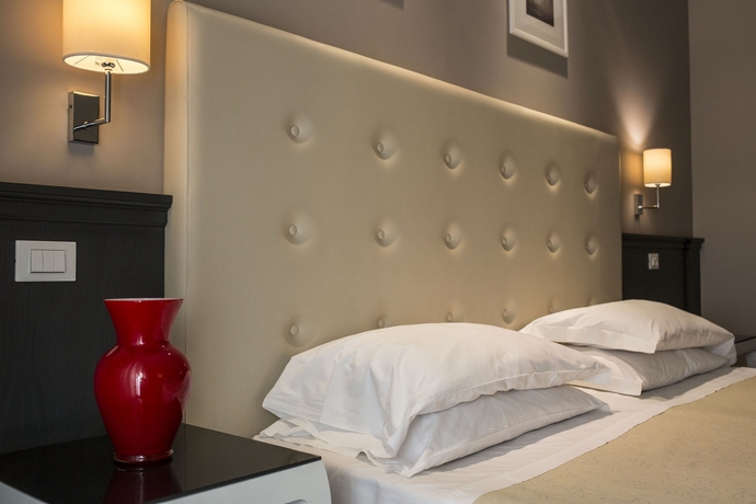 Imagen de la habitación del Hotel Mediterraneo, Palermo. Foto 13