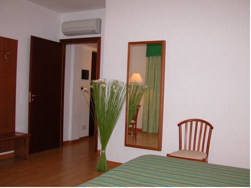 Imagen de la habitación del Hotel Mediterraneo, Pantelleria. Foto 10