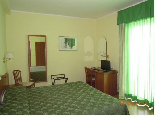 Imagen de la habitación del Hotel Mediterraneo, Pantelleria. Foto 13