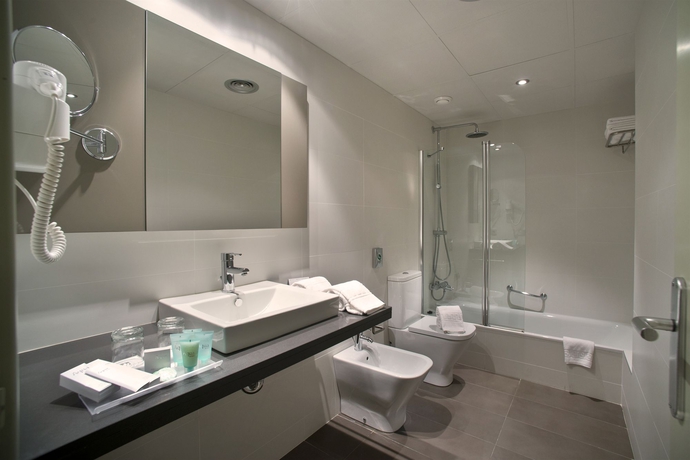 Imagen de la habitación del Hotel Mediterraneo Park. Foto 6