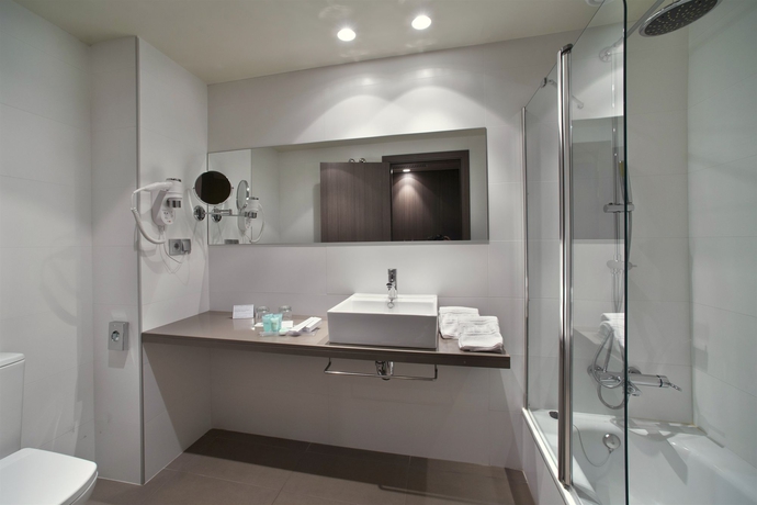 Imagen de la habitación del Hotel Mediterraneo Park. Foto 7