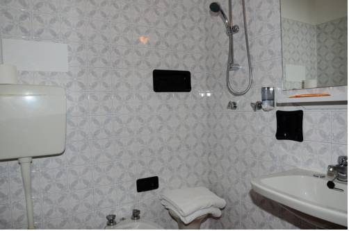 Imagen de la habitación del Hotel Mediterraneo, Ravenna. Foto 2