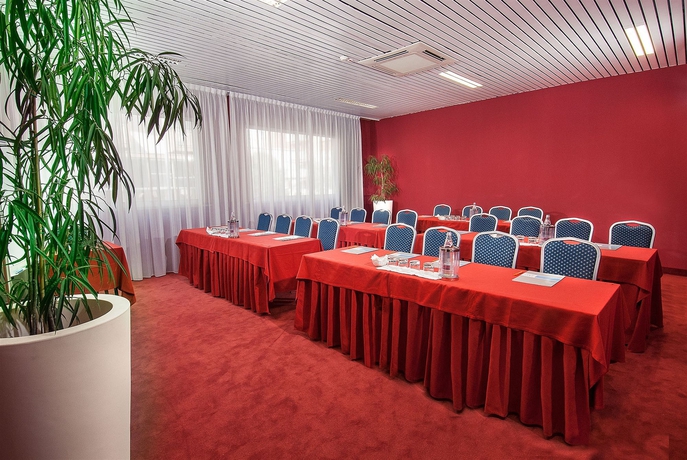 Imagen de los interiores del Hotel Mediterraneo, Riccione. Foto 8