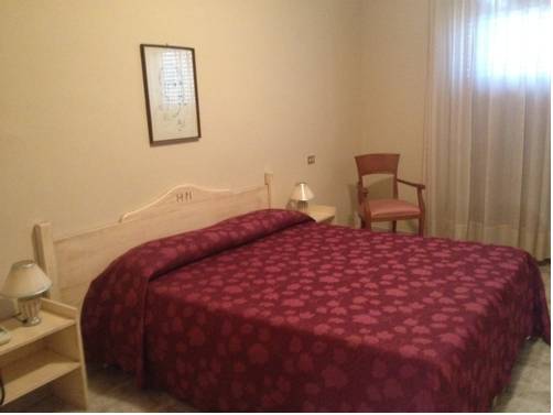 Imagen de la habitación del Hotel Mediterraneo, Roccella Ionica. Foto 12