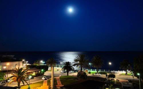 Imagen de la habitación del Hotel Mediterraneo, Roccella Ionica. Foto 15