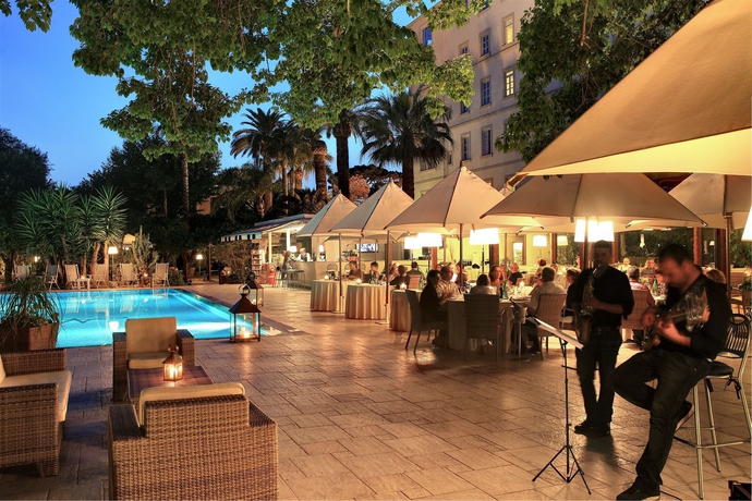 Imagen del bar/restaurante del Hotel Mediterraneo, Sant Agnello. Foto 3