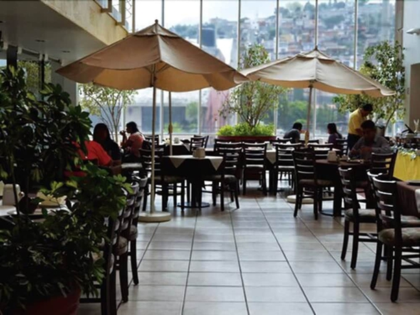 Imagen del bar/restaurante del Hotel Mediterraneo, Tulancingo. Foto 6