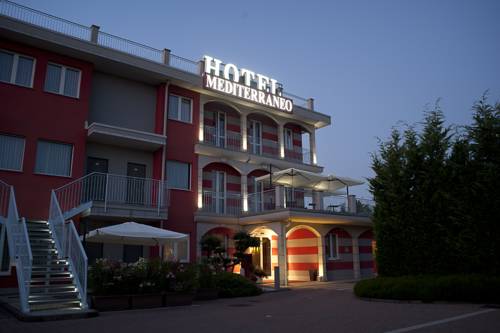 Imagen general del Hotel Mediterraneo, Villa Cortese. Foto 1