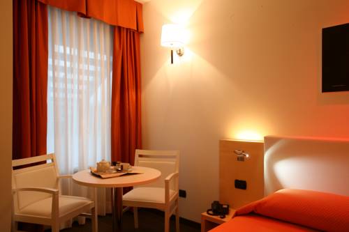 Imagen de la habitación del Hotel Mediterraneo, Villa Cortese. Foto 2