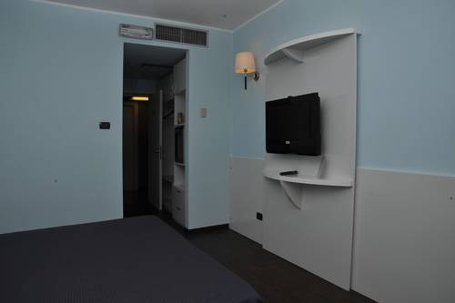 Imagen de la habitación del Hotel Mediterraneo, Villa Cortese. Foto 7