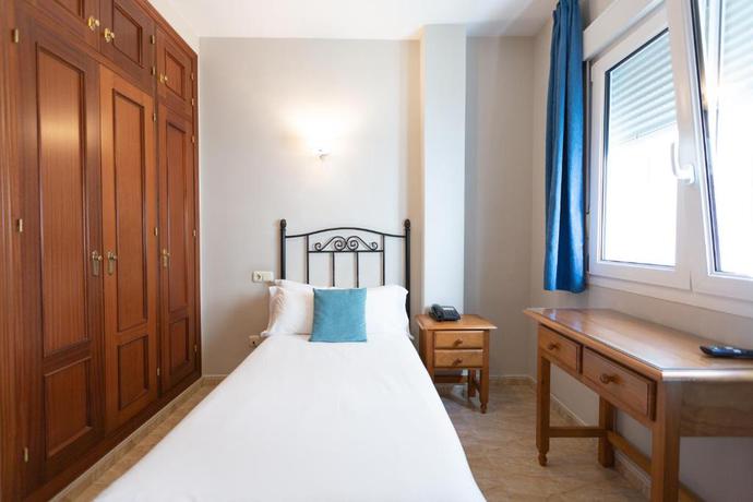 Imagen de la habitación del Hotel Mediterraneo by Croma. Foto 4