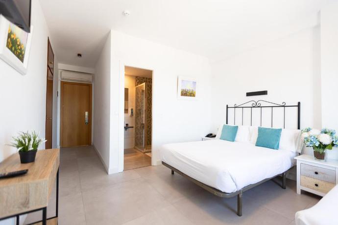 Imagen de la habitación del Hotel Mediterraneo by Croma. Foto 5