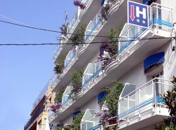 Imagen general del Hotel Mediterrani Express. Foto 16