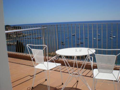 Imagen general del Hotel Mediterrani. Foto 15