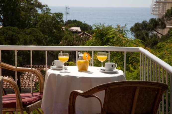 Imagen de la habitación del Hotel Medium Claramar. Foto 11