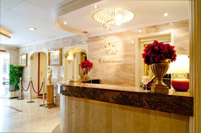 Imagen de los interiores del Hotel Medium Claramar. Foto 18