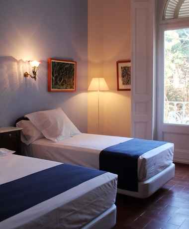 Imagen de la habitación del Hotel Medium Renaixença. Foto 3