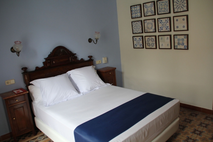 Imagen de la habitación del Hotel Medium Renaixença. Foto 4