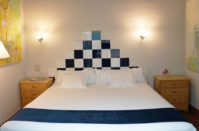 Imagen de la habitación del Hotel Medium Romàntic. Foto 7