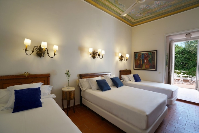 Imagen de la habitación del Hotel Medium Romàntic. Foto 16