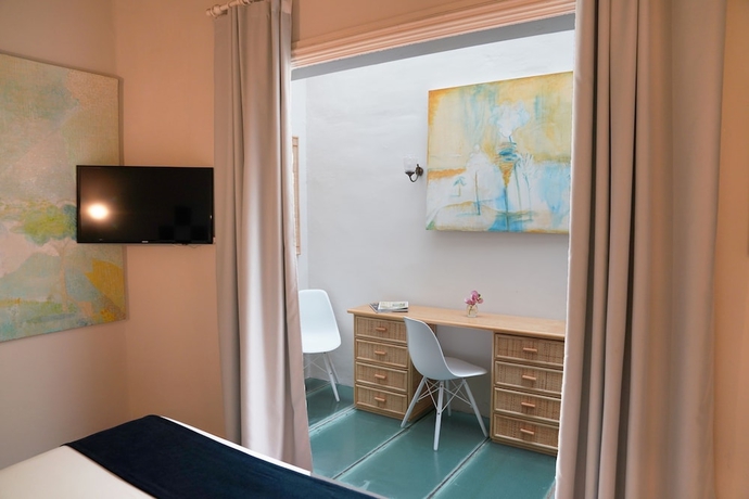 Imagen de la habitación del Hotel Medium Romàntic. Foto 17