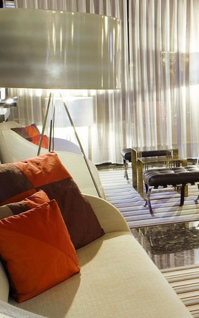 Imagen de los interiores del Hotel Medium Valencia. Foto 9