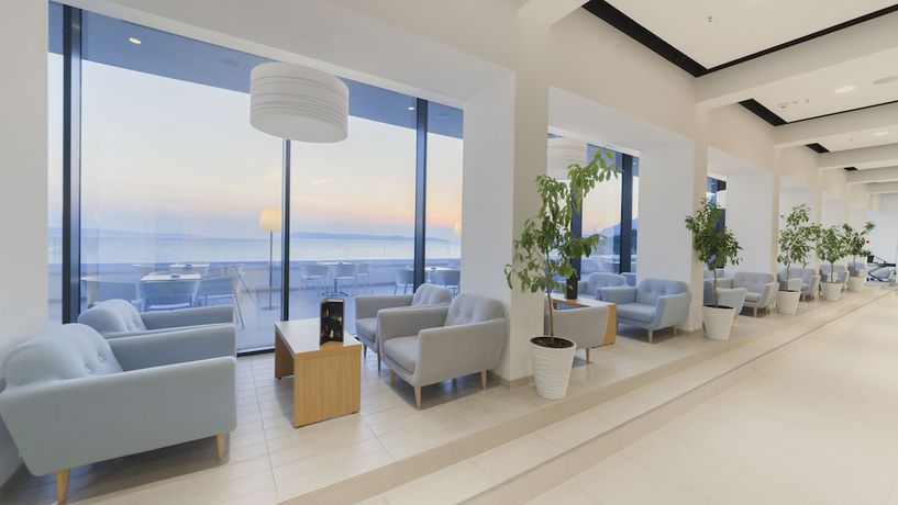 Imagen del bar/restaurante del Hotel Medora Auri Family Beach. Foto 4