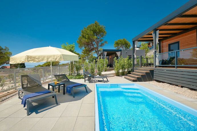 Imagen de la habitación del Hotel Medora Orbis Mobile Homes and Glamping. Foto 34