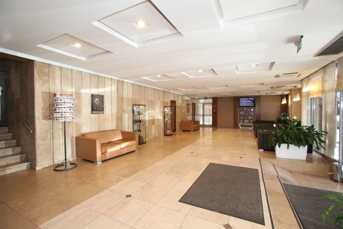 Imagen de los interiores del Hotel Medos. Foto 13