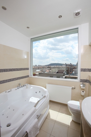 Imagen de la habitación del Hotel Medos. Foto 6