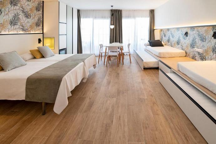 Imagen de la habitación del Hotel Medplaya Hotel Calypso. Foto 9