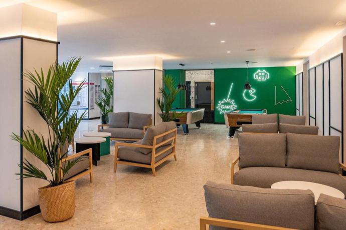 Imagen de los interiores del Hotel Medplaya Hotel Calypso. Foto 13