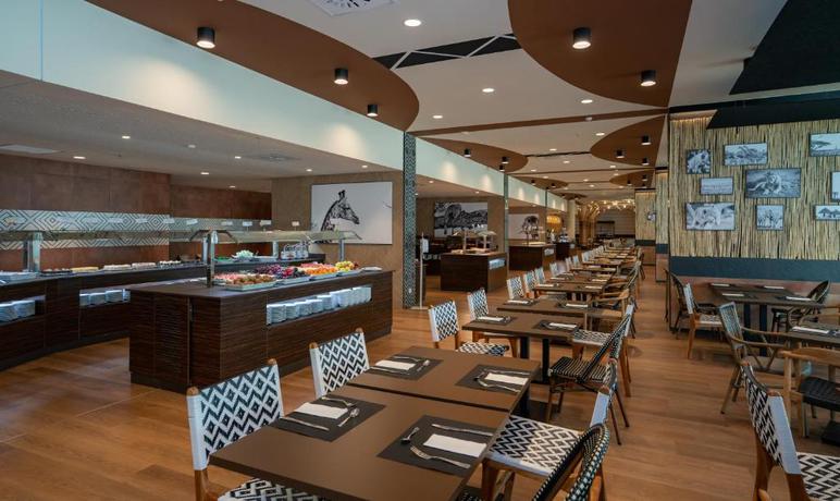 Imagen general del Hotel Medplaya Hotel Flamingo Oasis. Foto 11