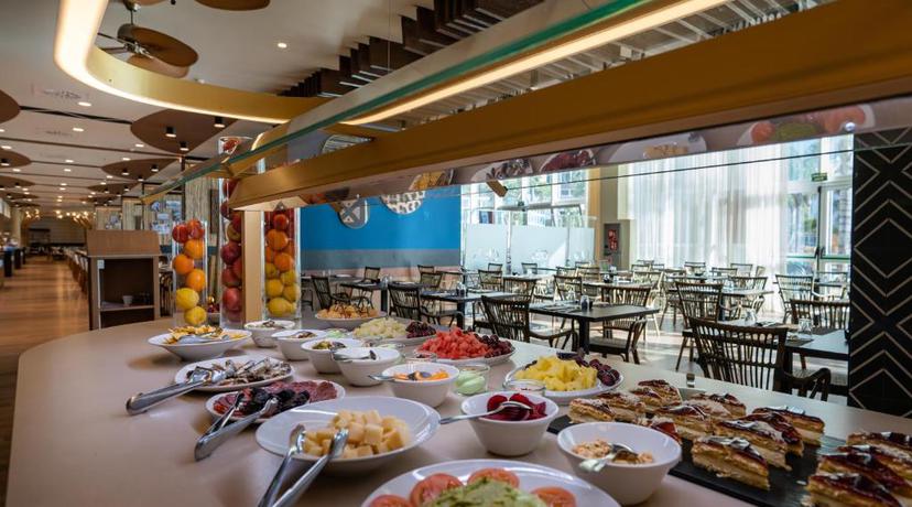 Imagen general del Hotel Medplaya Hotel Flamingo Oasis. Foto 12