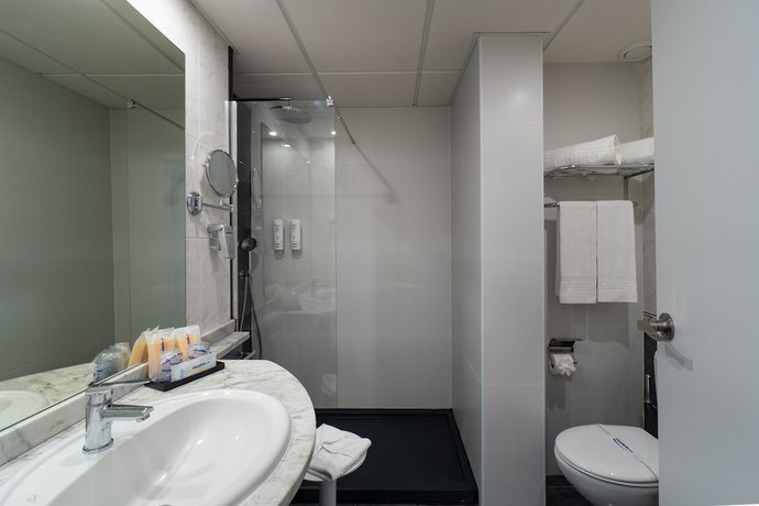 Imagen de la habitación del Hotel Medplaya Hotel Regente. Foto 8