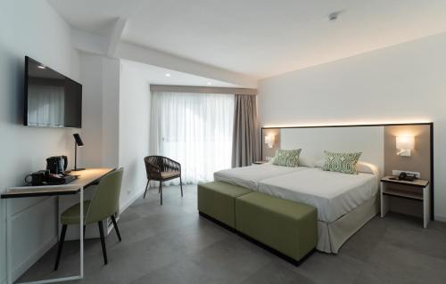 Imagen de la habitación del Hotel Medplaya Hotel Regente. Foto 5