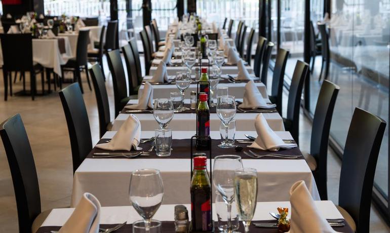 Imagen del bar/restaurante del Hotel Medplaya Hotel Rio Park. Foto 4