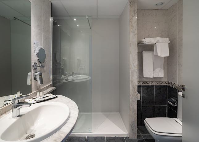 Imagen de la habitación del Hotel Medplaya Hotel Riudor. Foto 14