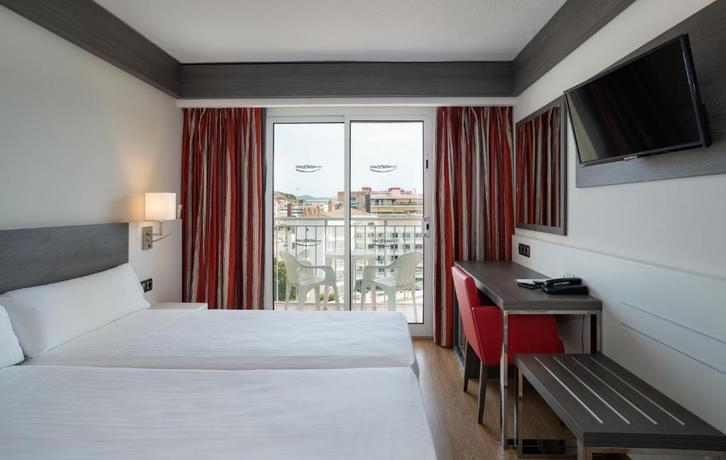 Imagen general del Hotel Medplaya Hotel Santa Monica. Foto 6