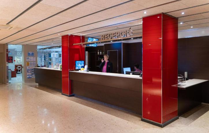 Imagen general del Hotel Medplaya Hotel Santa Monica. Foto 9